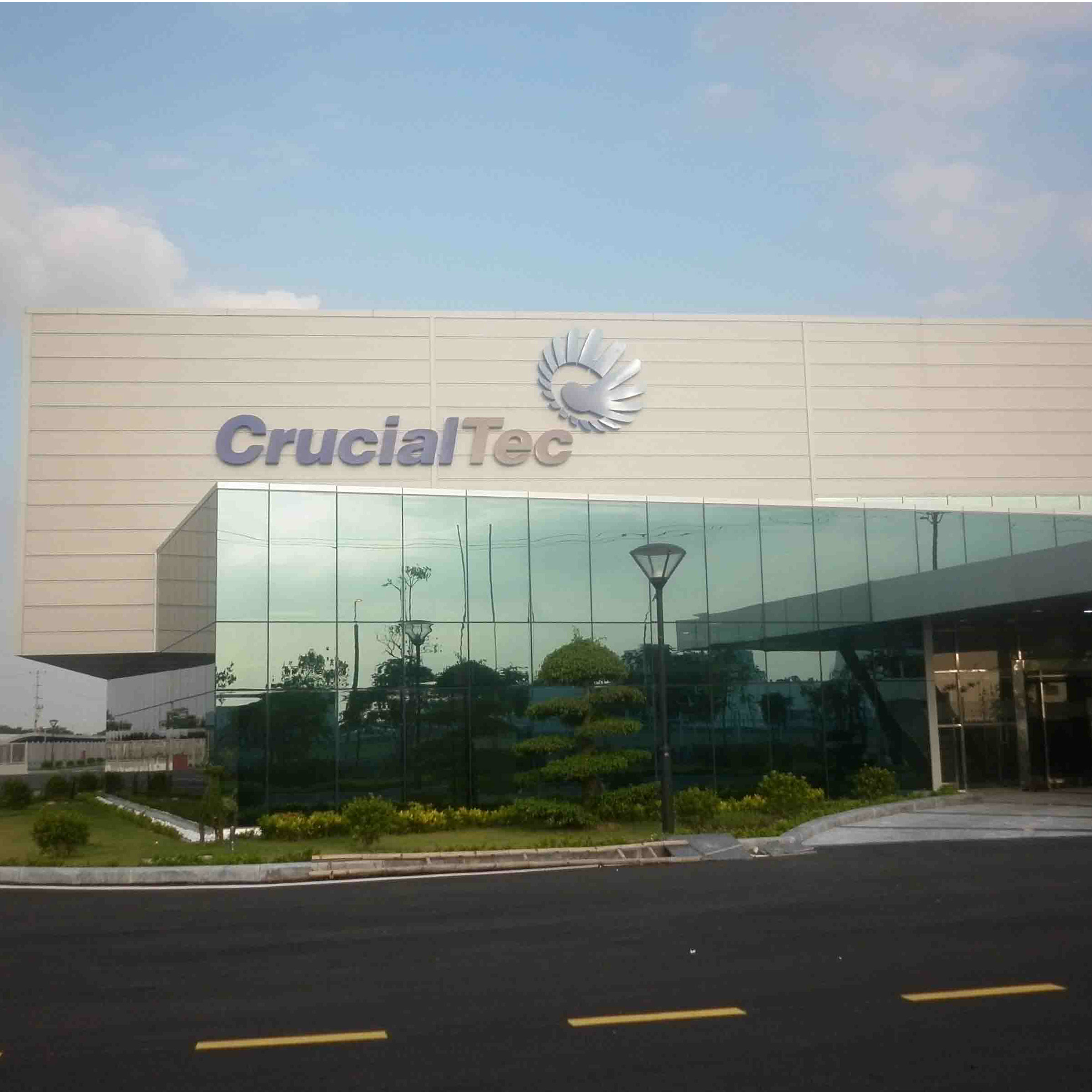 Crucialtec Factory